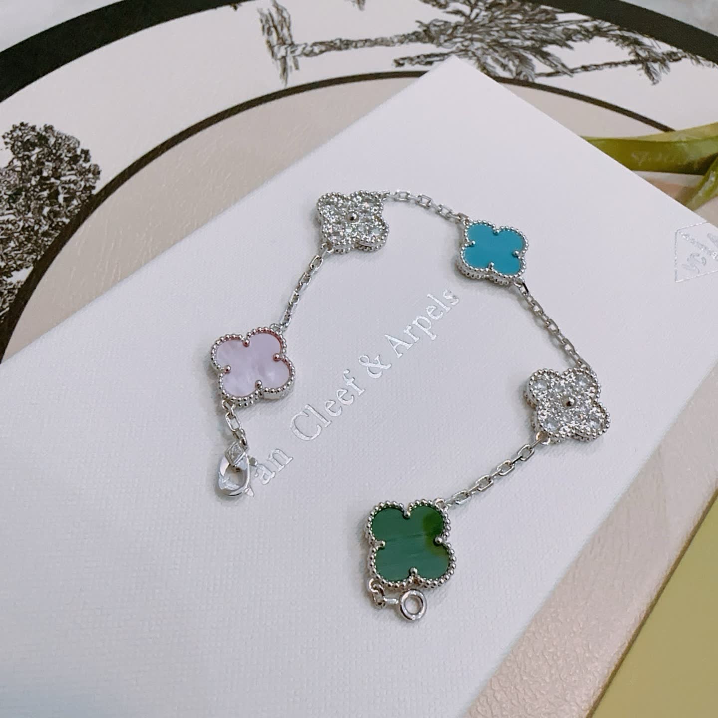 Van Cleef & Arpels Alhambra Bracelet